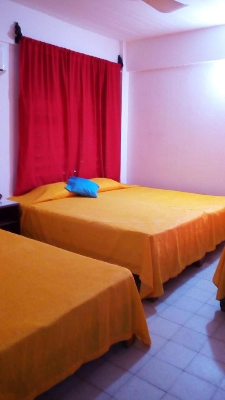 Hotel Zocalo Abuelos Acapulco Exterior photo