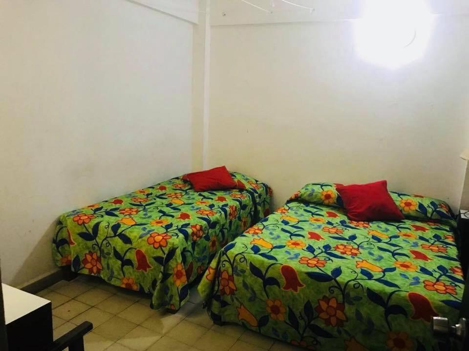 Hotel Zocalo Abuelos Acapulco Exterior photo